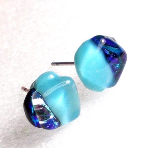 NEMESACÉL! Szabálytalan szépségek stiftes üveg fülbevaló  , ajándék  névnapra, születésnapra. - Meska.hu