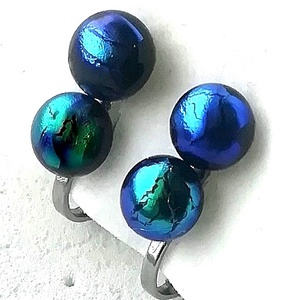 ORVOSI ACÉL KLIPSZ.  Kék-zöld dichroic gyöngyök, trendi klipszes fülbevaló., Ékszer, Fülbevaló, Klipsz, Ékszerkészítés, Üvegművészet, MESKA