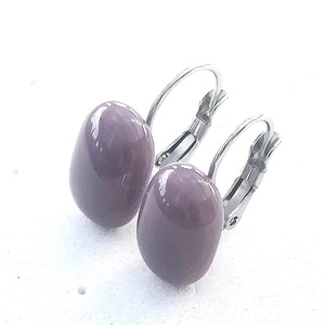 ORVOSI ACÉL! Levendula szinű kapszula formájú trendi üveg fülbevaló. - ékszer - fülbevaló - lógó fülbevaló - Meska.hu