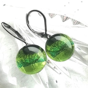 ORVOS ACÉL !  Zöld fények dichroic fülbevaló, ajándék nőknek névnapra, születésnapra.  - Meska.hu