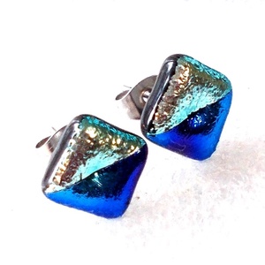 Orvosi fém! Ezüst-kék  üveg fülbevaló  , ajándék  névnapra, születésnapra., Ékszer, Fülbevaló, Pötty fülbevaló, Ékszerkészítés, Üvegművészet, MESKA