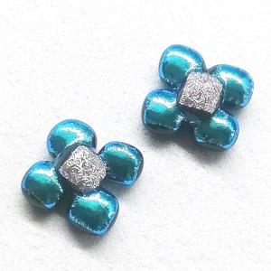 ORVOSI FÉM! ! Csillagvirág  stiftes fülbevaló, ajándék névnapra, születésnapra. - Meska.hu