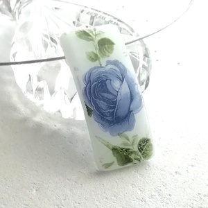 Kék rózsa üvegékszer, ajándék anyák napjára, névnapra, születésnapra. - ékszer - ékszerszett - Meska.hu