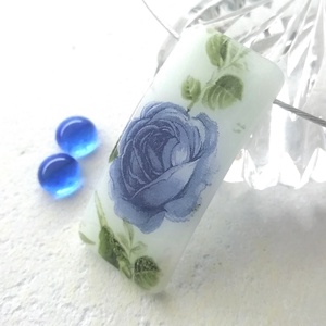 Kék rózsa üvegékszer, ajándék anyák napjára, névnapra, születésnapra. - Meska.hu