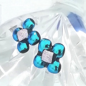 ORVOSI FÉM! ! Csillagvirág  stiftes fülbevaló, ajándék névnapra, születésnapra. - ékszer - fülbevaló - pötty fülbevaló - Meska.hu