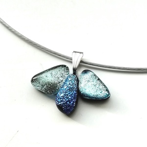  NEMESACÉL!   Ezüstkék cseppecske dichroic nyaklánc. - ékszer - nyaklánc - medálos nyaklánc - Meska.hu