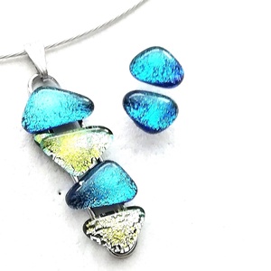  NEMESACÉL!  Színes dichroic kavicsok, szabálytalan ékszerszett. - Meska.hu