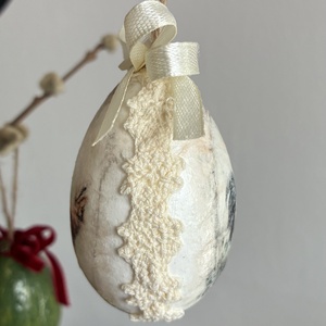 Kakasos, tyúkos, csipkés húsvéti tojás - ünnepi díszek, dekorációk - húsvéti díszek és dekorációk - húsvéti tojásfadíszek - Meska.hu