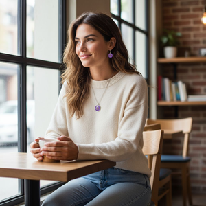 Ametiszt Est  Lila Gyöngyös Műgyanta Ékszerszett Fehér Virágokkal, Kerek Forma - ékszer - ékszerszett - Meska.hu