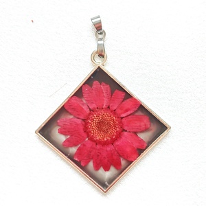 Dinamikus Kontraszt - Valódi Vörös virágos szett fém kerettel - ékszer - ékszerszett - Meska.hu