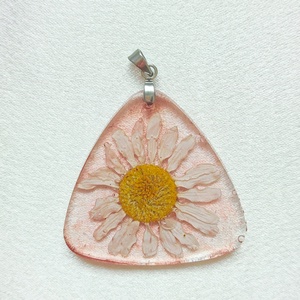 Napfényes Emlék - műgyanta szett fehér vad virággal - ékszer - ékszerszett - Meska.hu