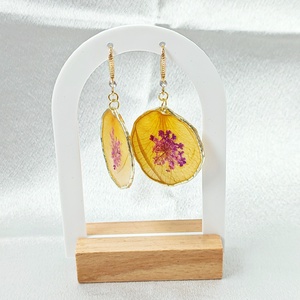 Valódi Sárga Rózsaszirom Fülbevaló Cirkónia Köves Akasztóval - ékszer - fülbevaló - lógó fülbevaló - Meska.hu