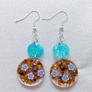 Absztrakt Művészet � Geometrikus Műgyanta Fülbevaló Arany Csillogással - ékszer - fülbevaló - lógó fülbevaló - Meska.hu