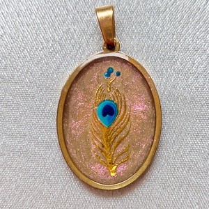 Elegáns pávaszemes ovális medál  - Meska.hu