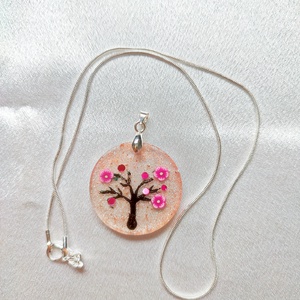 Tavaszi Cseresznyevirágos/Sakura kerek medál  - ékszer - nyaklánc - medálos nyaklánc - Meska.hu