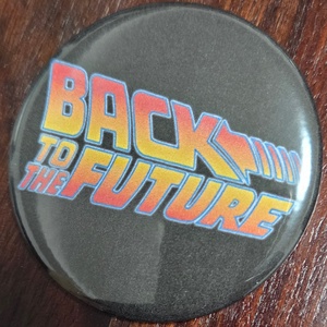 Időutazás a kabátodon! � Vissza a jövőbe kitűző szett (58 mm) - ékszer - kitűző és bross - Meska.hu