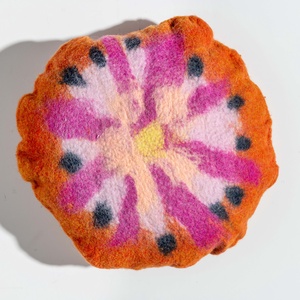 Narancssárga VIRÁG párna 2., Otthon & Életmód, Lakástextil, Párna & Párnahuzat, Nemezelés, MESKA