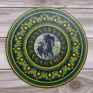 Mandala lovas motívummal, Otthon & Életmód, Dekoráció, Spiritualitás, Mandala, Festett tárgyak, MESKA