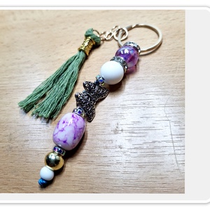 Gyöngyös - makramé kulcstartó kulcstartó karikára fűzve - táska & tok - kulcstartó & táskadísz - kulcstartó - Meska.hu