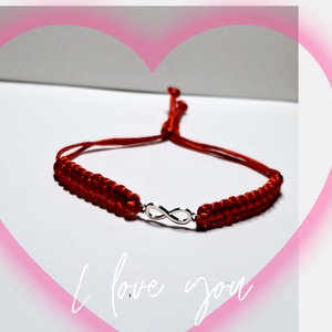 Végtelen szeretet medállal készült karkötő , Ékszer, Karkötő, Fonott karkötő, Csomózás, MESKA