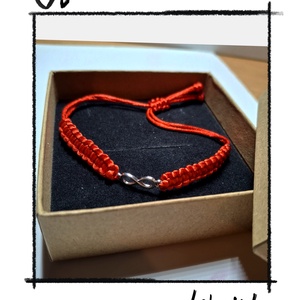 Végtelen szeretet medállal készült karkötő  - ékszer - karkötő - fonott karkötő - Meska.hu