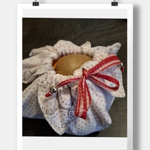 Gyümölcstartó kosárka mintás anyagból szalaggal , Otthon & Életmód, Dekoráció, Asztal és polc dekoráció, Dekorációs tál, tartó, Varrás, MESKA