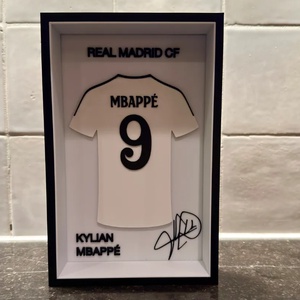 Kylian Mbappé egyedi dekor - Meska.hu