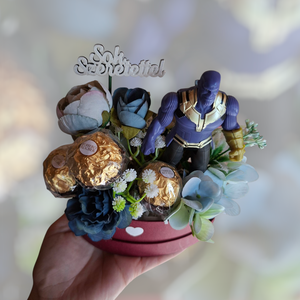 Thanos ajándékbox ferreroval - otthon & életmód - dekoráció - virágdísz és tartó - csokor & virágdísz - Meska.hu