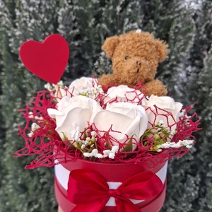  Szappanrózsa box plüss macival � a tiszta szeretet ajándéka  - otthon & életmód - virágdekoráció - virágok - virágbox - Meska.hu