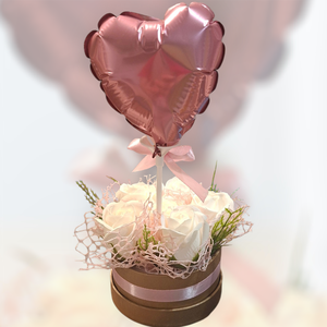 Szappanrózsa box ballagásra - otthon & életmód - virágdekoráció - virágok - virágbox - Meska.hu