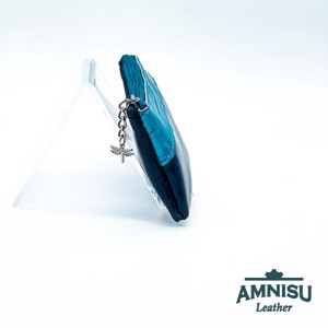 Fekete lakk - türkizkék lakk krokkómintás ívelt egy cipzáras kulcstartó C8002-6020 -  - Meska.hu