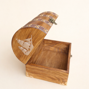 Feliratozható fa kalóz kincsesláda � egyedi ajándék gyerekeknek és felnőtteknek - otthon & életmód - dekoráció - asztal és polc dekoráció - díszdoboz - Meska.hu