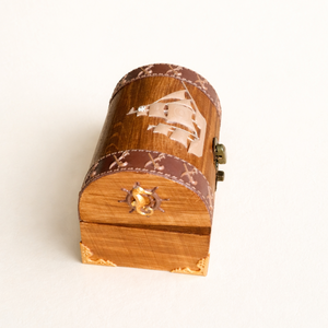 Feliratozható fa kalóz kincsesláda � egyedi ajándék gyerekeknek és felnőtteknek - otthon & életmód - dekoráció - asztal és polc dekoráció - díszdoboz - Meska.hu