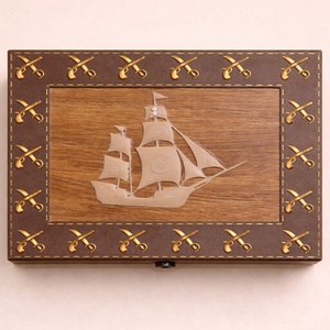 Feliratozható fa kalóz kincsesdoboz � egyedi ajándék gyerekeknek és felnőtteknek - Meska.hu