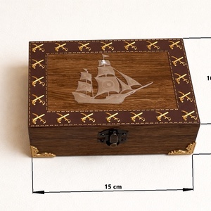 Feliratozható fa kalóz kincsesdoboz � egyedi ajándék gyerekeknek és felnőtteknek - otthon & életmód - dekoráció - asztal és polc dekoráció - díszdoboz - Meska.hu