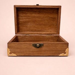 Feliratozható fa kalóz kincsesdoboz � egyedi ajándék gyerekeknek és felnőtteknek - otthon & életmód - dekoráció - asztal és polc dekoráció - díszdoboz - Meska.hu