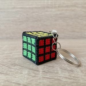 Hímzett Rubik-kocka kulcstartó, Táska & Tok, Kulcstartó & Táskadísz, Kulcstartó, Hímzés, Varrás, MESKA