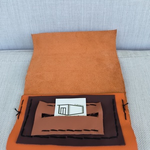 DOHIGARÁZS Dohánytartó / Dohánytárca - Bőr - Kézzel készített - Narancssárga, Táska & Tok, Pénztárca & Más tok, Dohánytasak & Szütyő, Varrás, MESKA