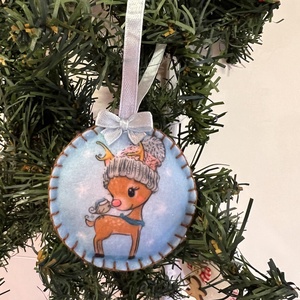 Őzikés karácsonyi filc díszek - karácsony - karácsonyi lakásdekoráció - karácsonyfadíszek - Meska.hu