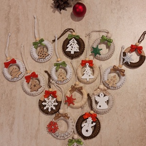 Csomózott karácsonyi dísz - karácsony - karácsonyi lakásdekoráció - karácsonyfadíszek - Meska.hu