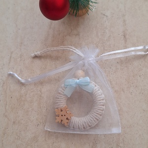 Csomózott karácsonyi dísz - karácsony - karácsonyi lakásdekoráció - karácsonyfadíszek - Meska.hu