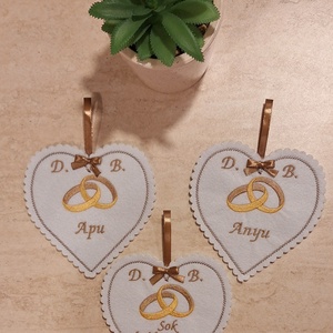 Esküvői hímzett szív díszek - esküvő - emlék & ajándék - köszönőajándék - Meska.hu