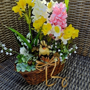 Kis tasó virágok közt bújkál  - otthon & életmód - dekoráció - asztal és polc dekoráció - asztaldísz - Meska.hu