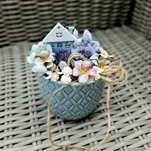 Pasztellkék kerámia aaztaldísz kis házikóval ??, Otthon & Életmód, Dekoráció, Asztal és polc dekoráció, Asztaldísz, , MESKA