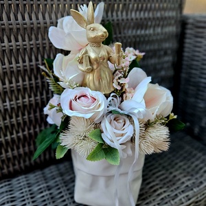 Tavasz hírét hozó magnólia ágak kerámia asztaldísz �� - ünnepi díszek, dekorációk - húsvéti díszek és dekorációk - húsvéti asztaldíszek - Meska.hu