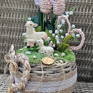 Bárányok, tulipánok és zöldellő rétek ???asztaldísz, Otthon & Életmód, Dekoráció, Asztal és polc dekoráció, Asztaldísz, , 20 x 40 cm kosár és papírfonás, MESKA