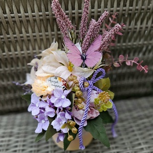 Anyák napi pillangós virágbox  - otthon & életmód - virágdekoráció - virágok - virágbox - Meska.hu