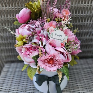 Anyák napi virágbox pünkösdi rózsával � - otthon & életmód - virágdekoráció - virágok - virágbox - Meska.hu