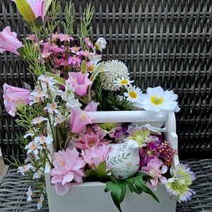 Kismadár virágok közt ládában � - otthon & életmód - dekoráció - asztal és polc dekoráció - asztaldísz - Meska.hu