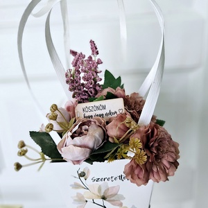 Anyák napi kistáska virágbox ???, Otthon & Életmód, Virágdekoráció, Virágok, Virágbox, , Választható felirattal és virágokkal, MESKA